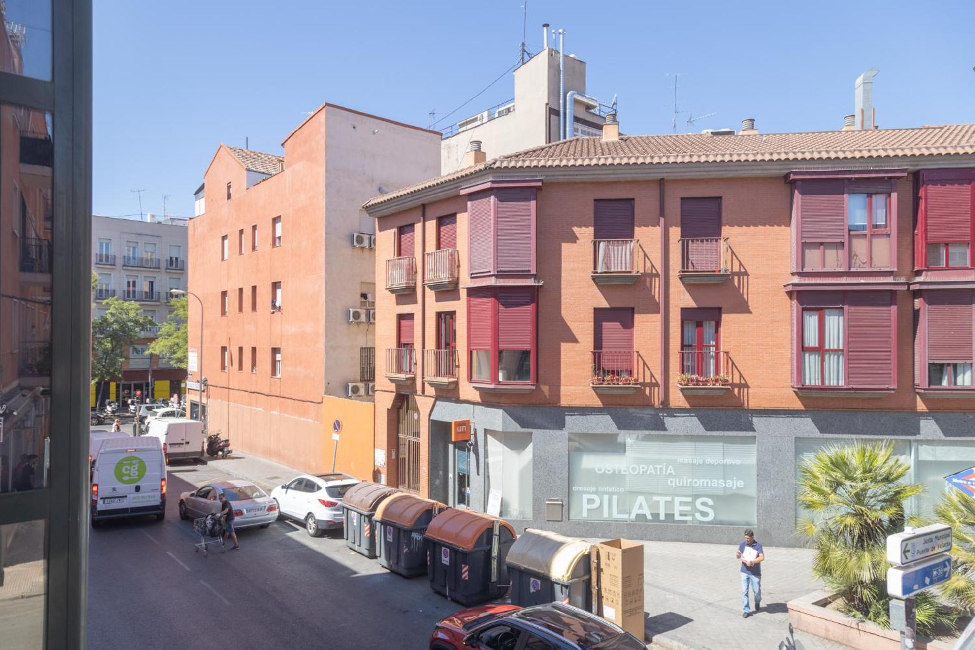 Luminoso Madrid Javalambre Temporal Extérieur photo